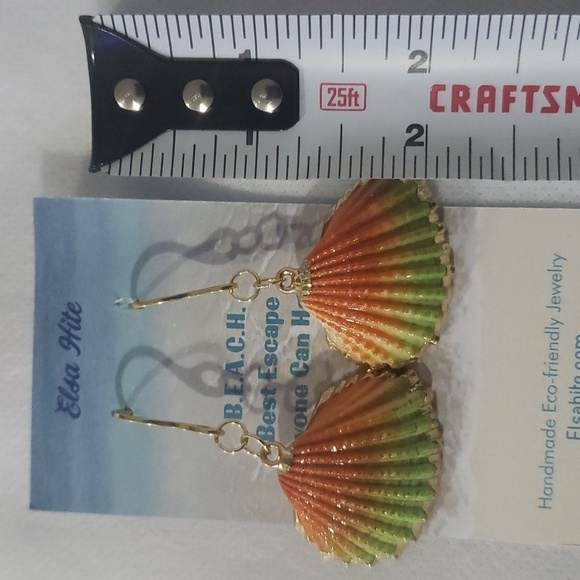 542- Shell Hand Painted Orange Green Gold Color Dangle Earrings Handmade… - Picture 3 of 5